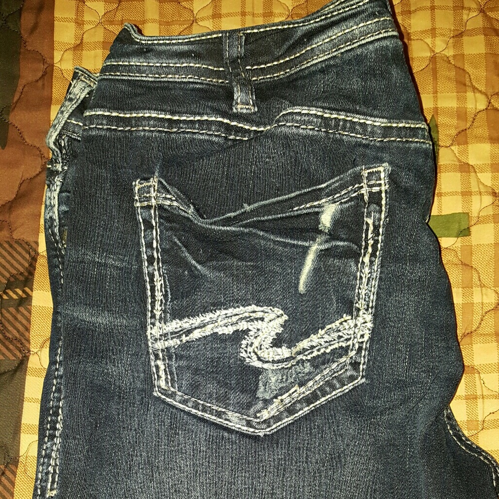 Silver Capri's